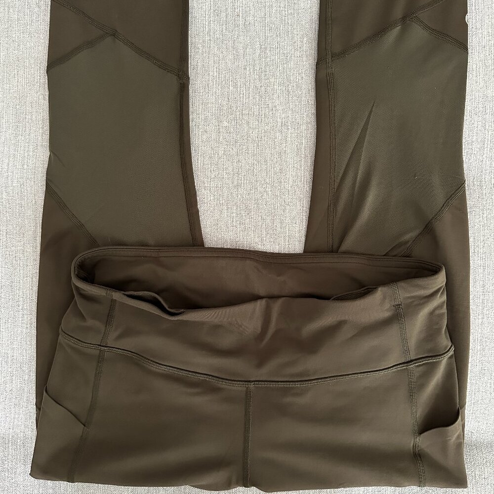Lululemon Pace Revival Crop - size 8 - Olive